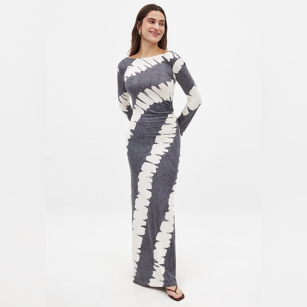 Larissa Mills x NA-KD Maxi Dress